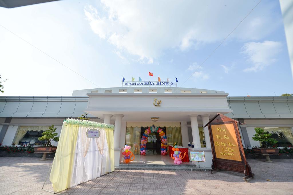 Hoa Binh 2 Hotel Long Xuyên Εξωτερικό φωτογραφία