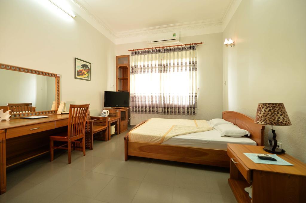 Hoa Binh 2 Hotel Long Xuyên Εξωτερικό φωτογραφία
