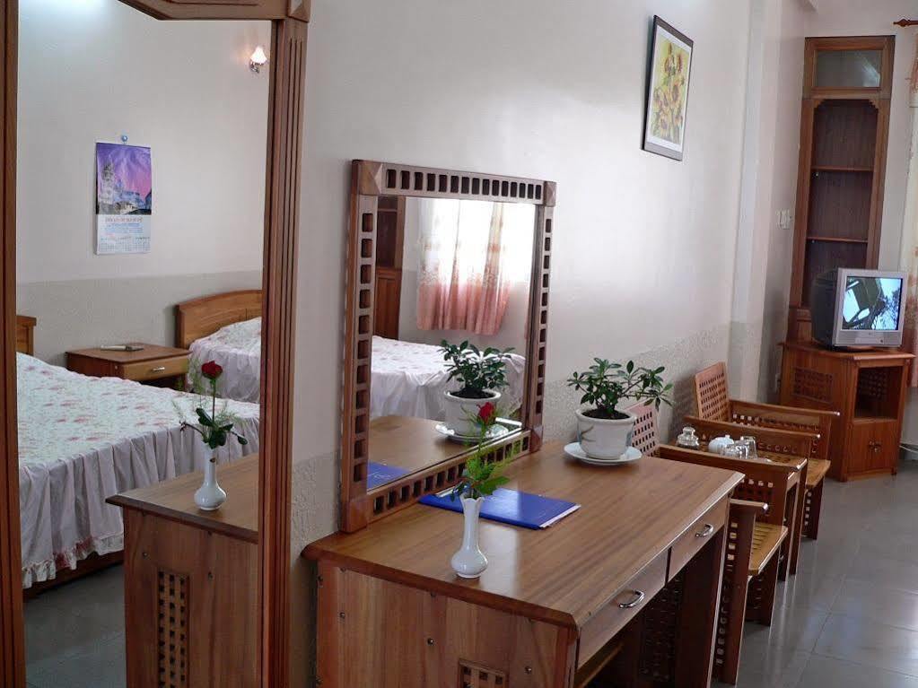 Hoa Binh 2 Hotel Long Xuyên Εξωτερικό φωτογραφία